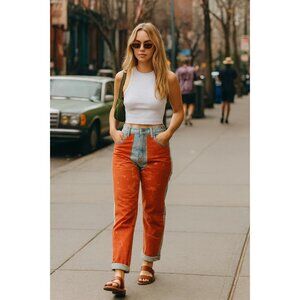 Vintage Early 1990s High-Waisted Mom Jeans – Light Wash Denim with Orange Leathe